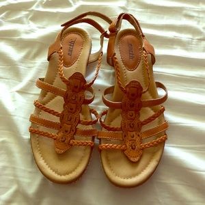 Lace up Sandals W/ Gems